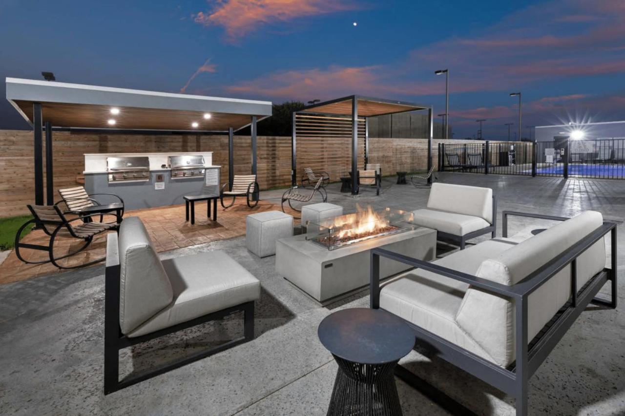 Staybridge Suites Waco South - Woodway By Ihg Bagian luar foto